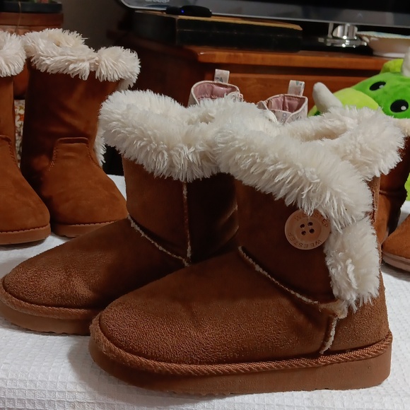 WEE STEP Sherpa faux suede Ankle Boots, sz. 9 youth girls - Picture 3 of 11